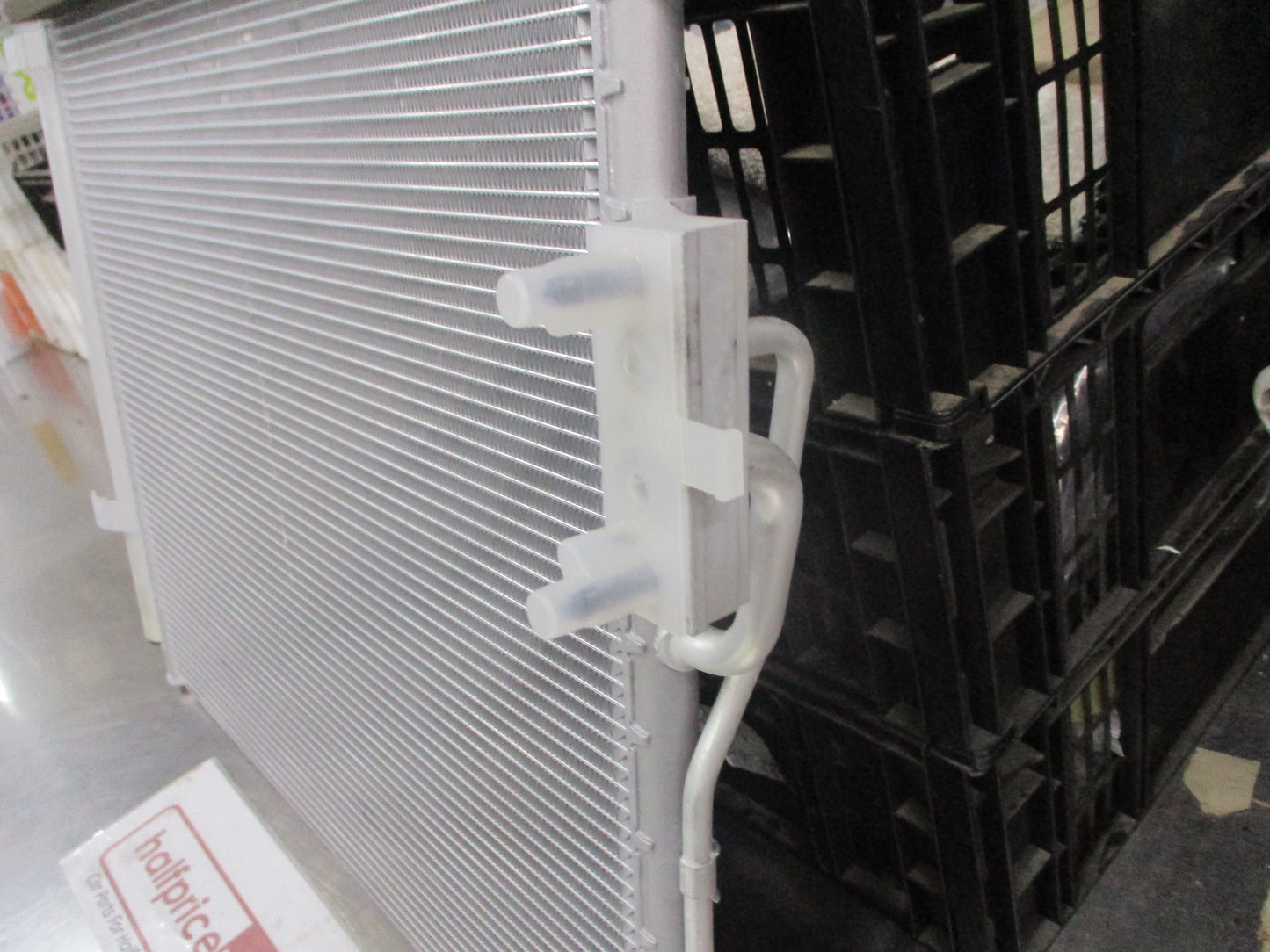 Hyundai Santa Fe Genuine A/C Condenser Radiator Cooler Assembly New Part