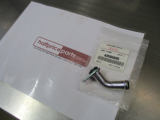 Mitsubishi Triton Genuine Power Steering Oil Pump Suction Joint New Part