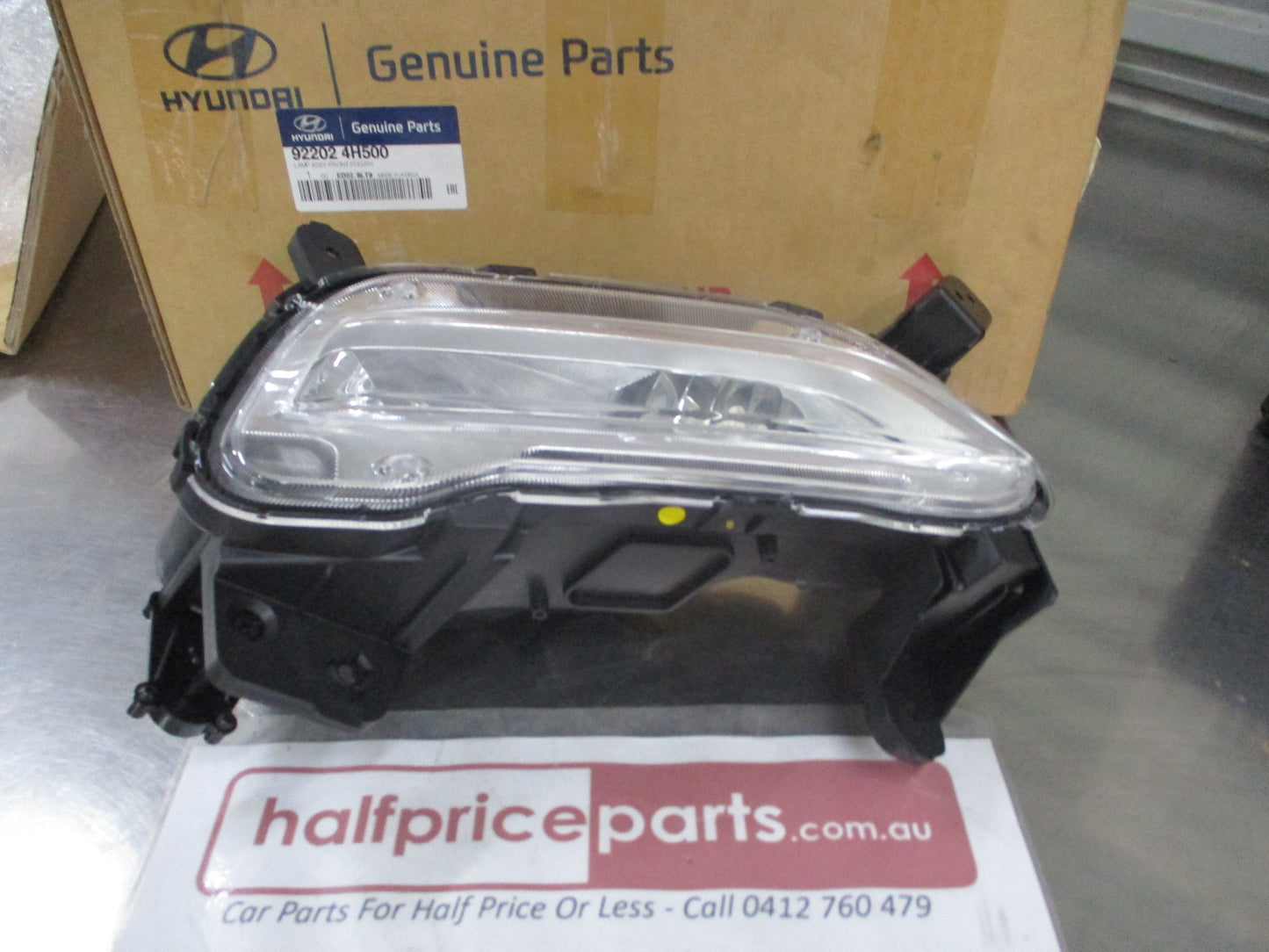 Hyundai Iload Genuine Right Hand Front Fog Light Assembly New Part