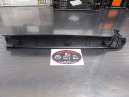Hyundai Elantra Genuine Tail Gate Side Trim New Part