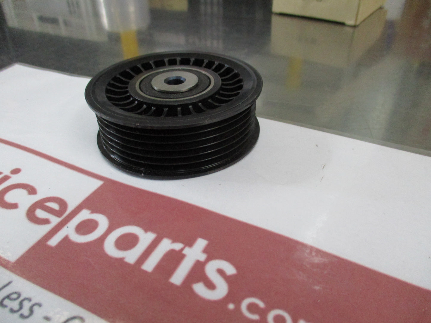 VW Transporter/Crafter/LT 2D Genuine Alternator Belt Tensioner Roller New Part