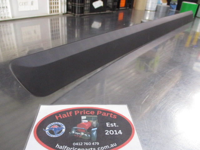 Hyundai Getz Genuine Left Hand Front Door Moulding New Part