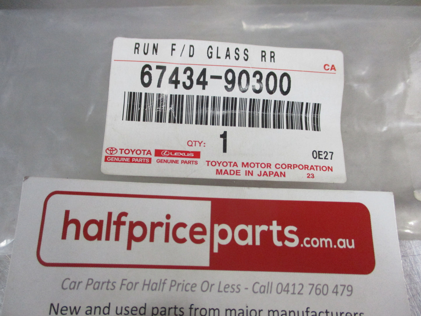 Toyota Front Door Glass Lower 1/4 Glass Run New Part