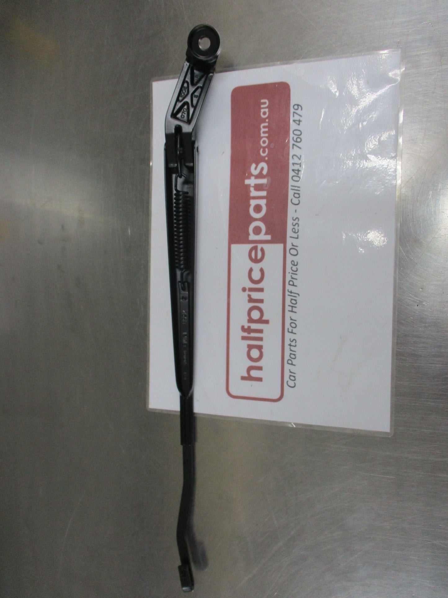 Toyota Landcruiser VDJ78/VDJ76 Genuine Passenger Side Wiper Arm New Part