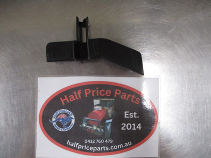 Hyundai Santa Fe Genuine Front Right Side Bumper Bracket New Part
