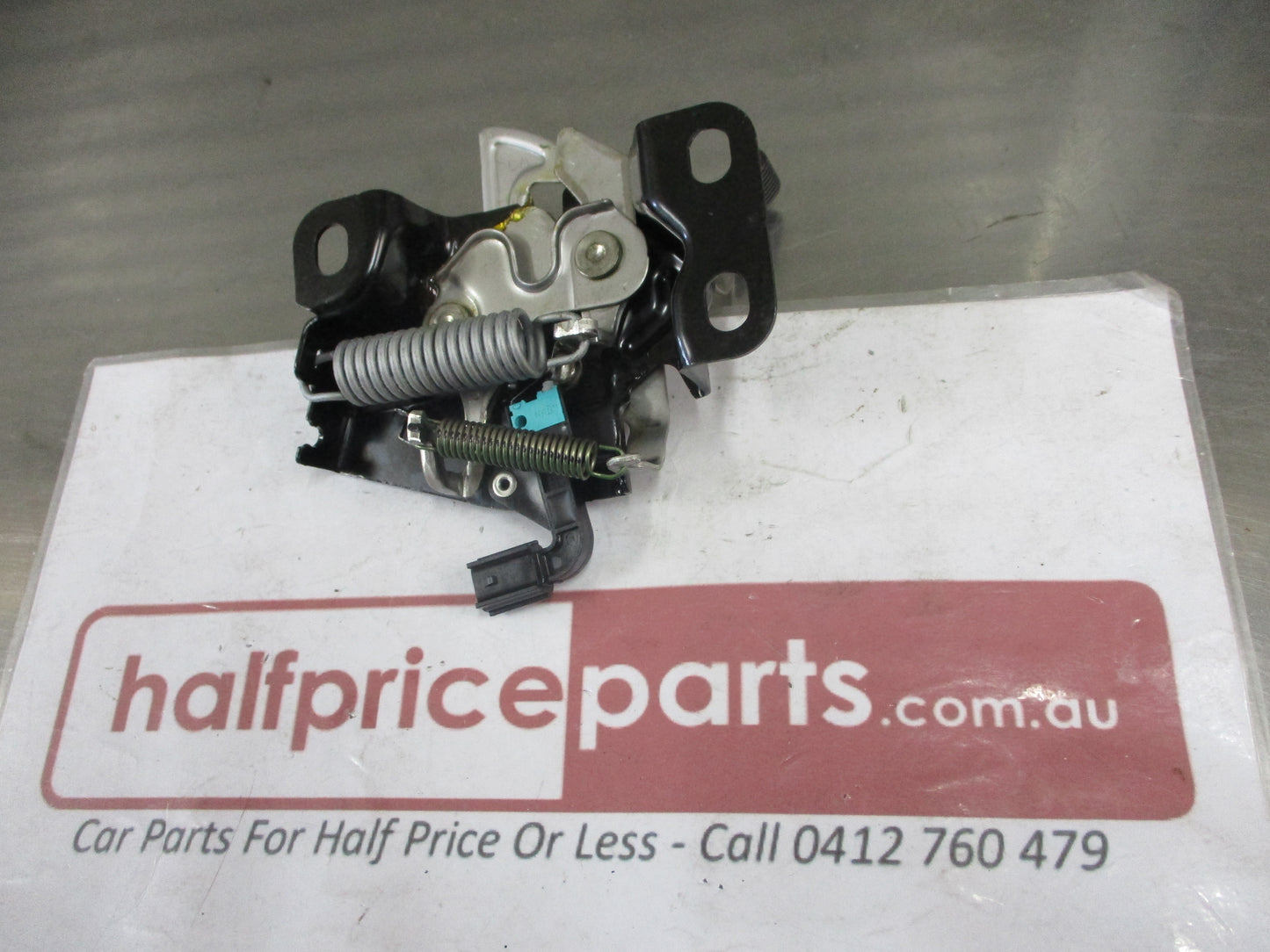 Honda NSX (Acura) Genuine Bonnet Latch Assembly New Part