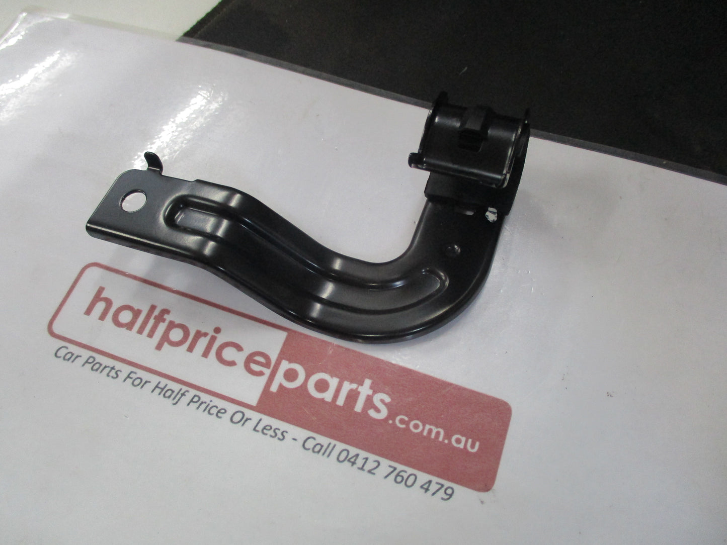 Honda CR-V Genuine AC Hose Clamp New Part