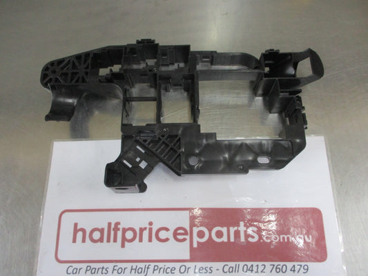 Toyota Landcruiser HZJ79 Genuine Relay Block Cover No1 New Part