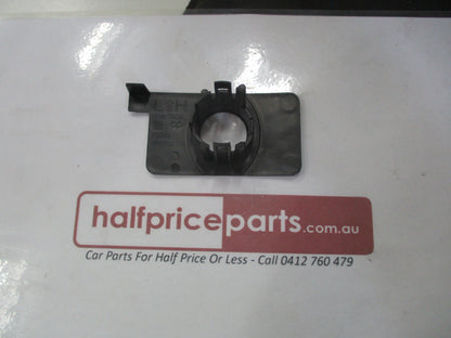 Holden Astra J Genuine Left Hand Outer Rear Park Assist Bracket New Part