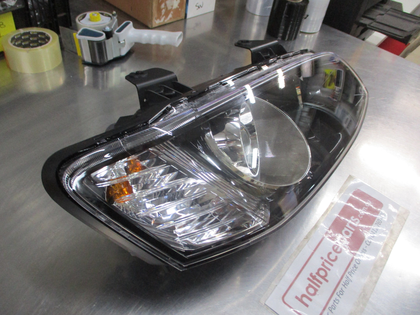 Holden VE Series II Calais/SS-V/Calais-V Genuine Right Hand Front Projector Head Light New Part