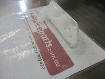 Nissan X-Trail T31 Genuine Right Hand Front Bumper Side Bracket New Part