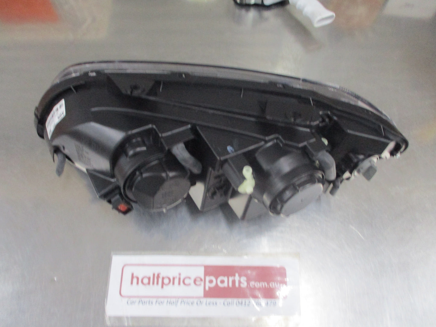 Holden VE Series II Calais/SS-V/Calais-V Genuine Right Hand Front Projector Head Light New Part