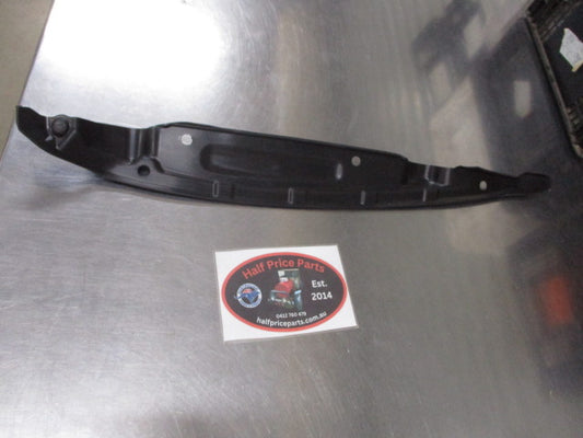 Hyundai Sonata Genuine Front Left Hand Guard Rear Insulator New Part
