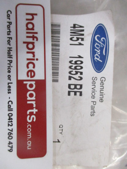 Ford Focus Genuine Right Hand Front Fog Light Lower Trim Panel New Part