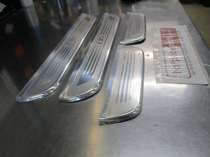 Hyundai i30 GD Genuine Stainless Steel Door Entry Guard Scuff Plate New Part