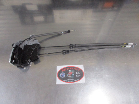 Kia Sorento UM Genuine Right Hand Rear Door (Drivers) Door Lock New Part