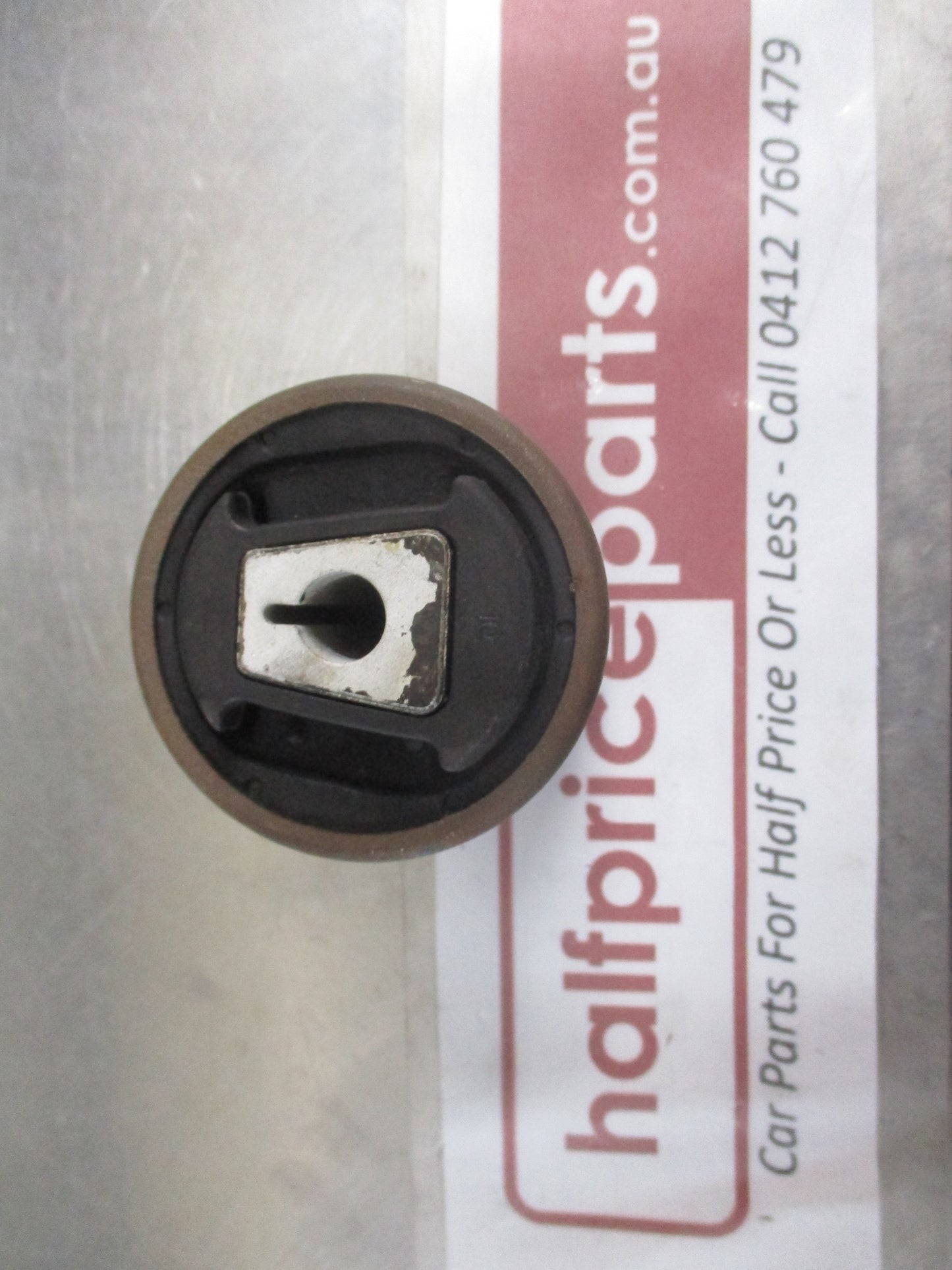 Holden VE Commodore Genuine Front Lower Control Arm Bush New Part .