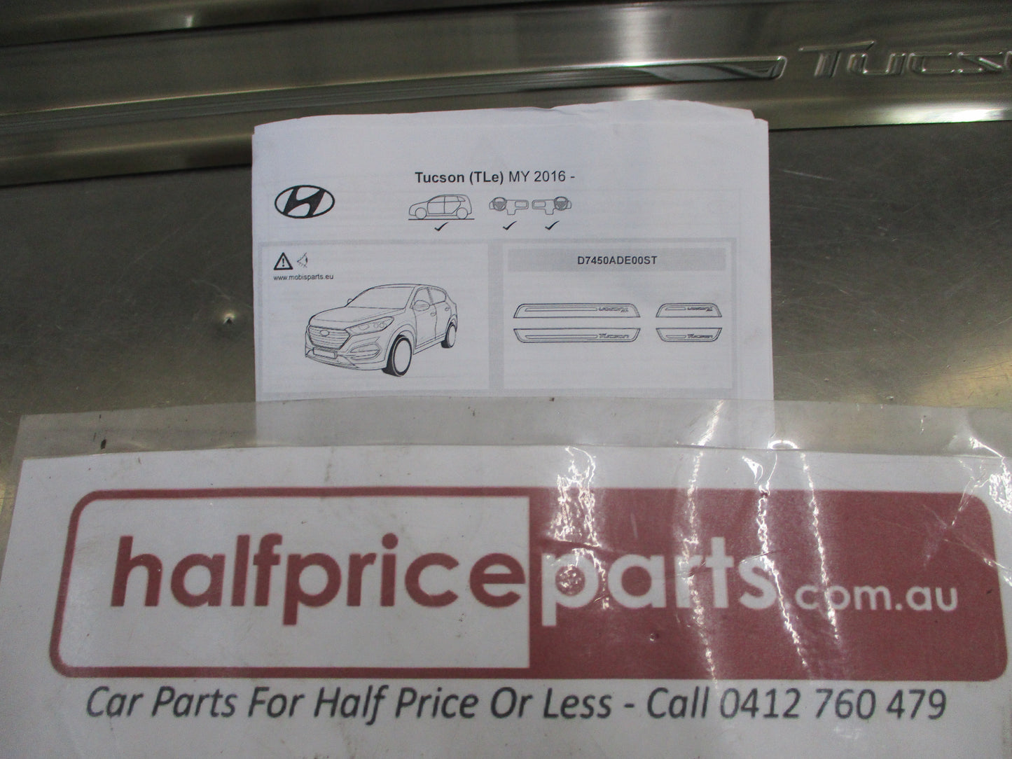 Hyundai Tucson Genuine Stainless Steel Entry Door Guard Set (Scuff Plate Set) New Part