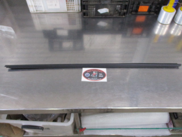 Hyundai I20 Genuine Left Hand Front Door Weather Strip New Part