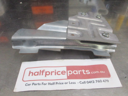 Mitsubishi Triton ME/MF/MG/MH/MJ Genuine Right Hand Front Window Glass Slider New Part
