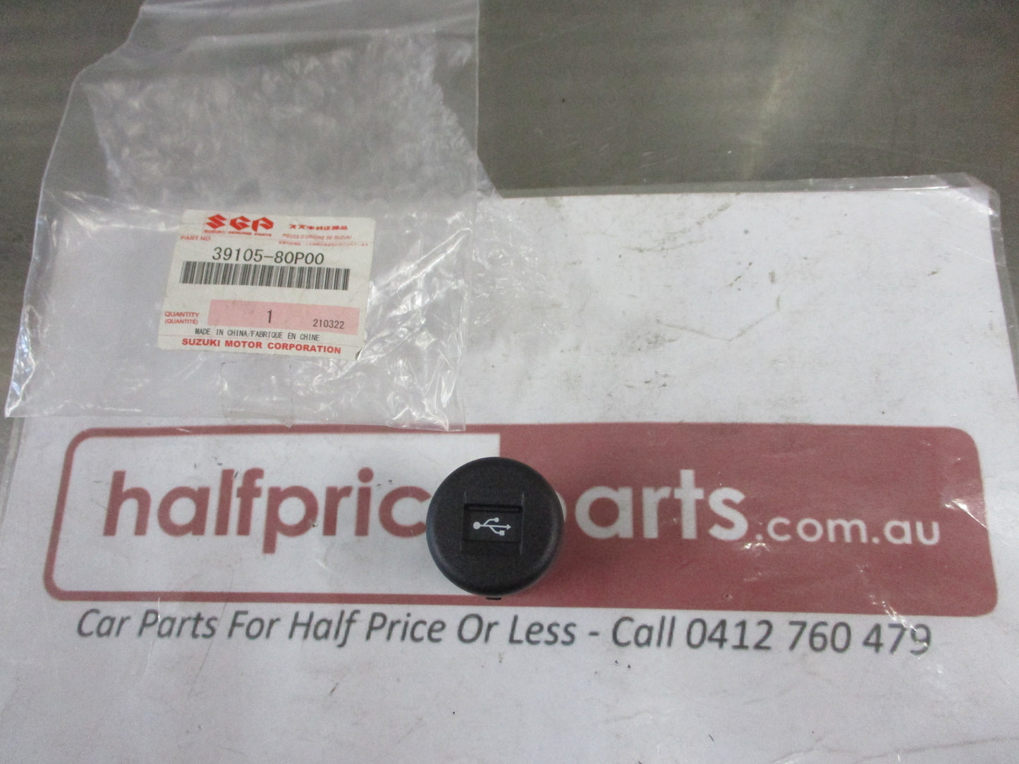 Suzuki Jimny JB64W-XG-XL-XC Genuine USB Socket New Part