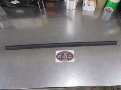 Hyundai Tucson Genuine Left Hand Front Outer Door Weather Strip New Part