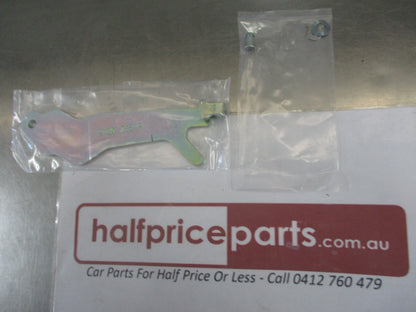 Holden Trailblazer Genuine Right Hand Rear Parling Brake Lever Kit New Part
