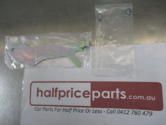 Holden Trailblazer Genuine Right Hand Rear Parling Brake Lever Kit New Part