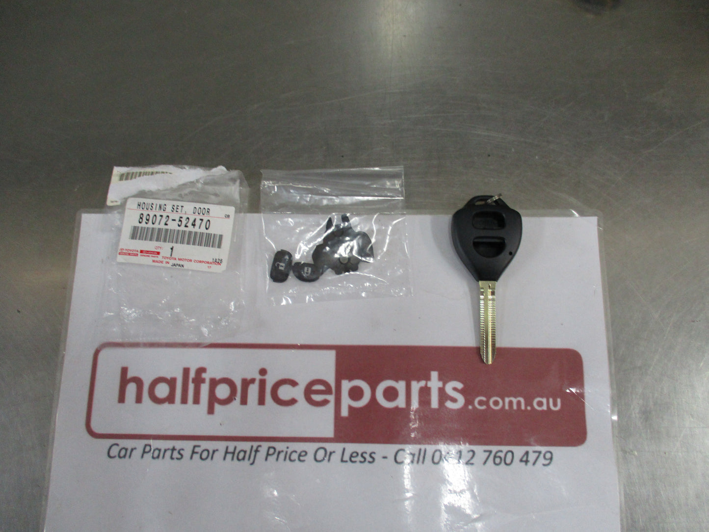 Toyota Yaris/IQ/Urban Cruiser Genuine Remote Housing Set New Part