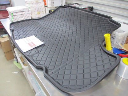 Toyota Camry Genuine Lipped Rubber Boot Liner New Part
