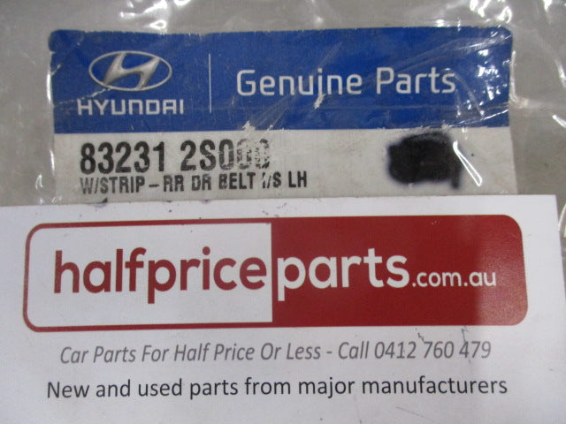 Hyundai Tucson Genuine Left Hand Front Window Belt Weather Strip Seal New Part