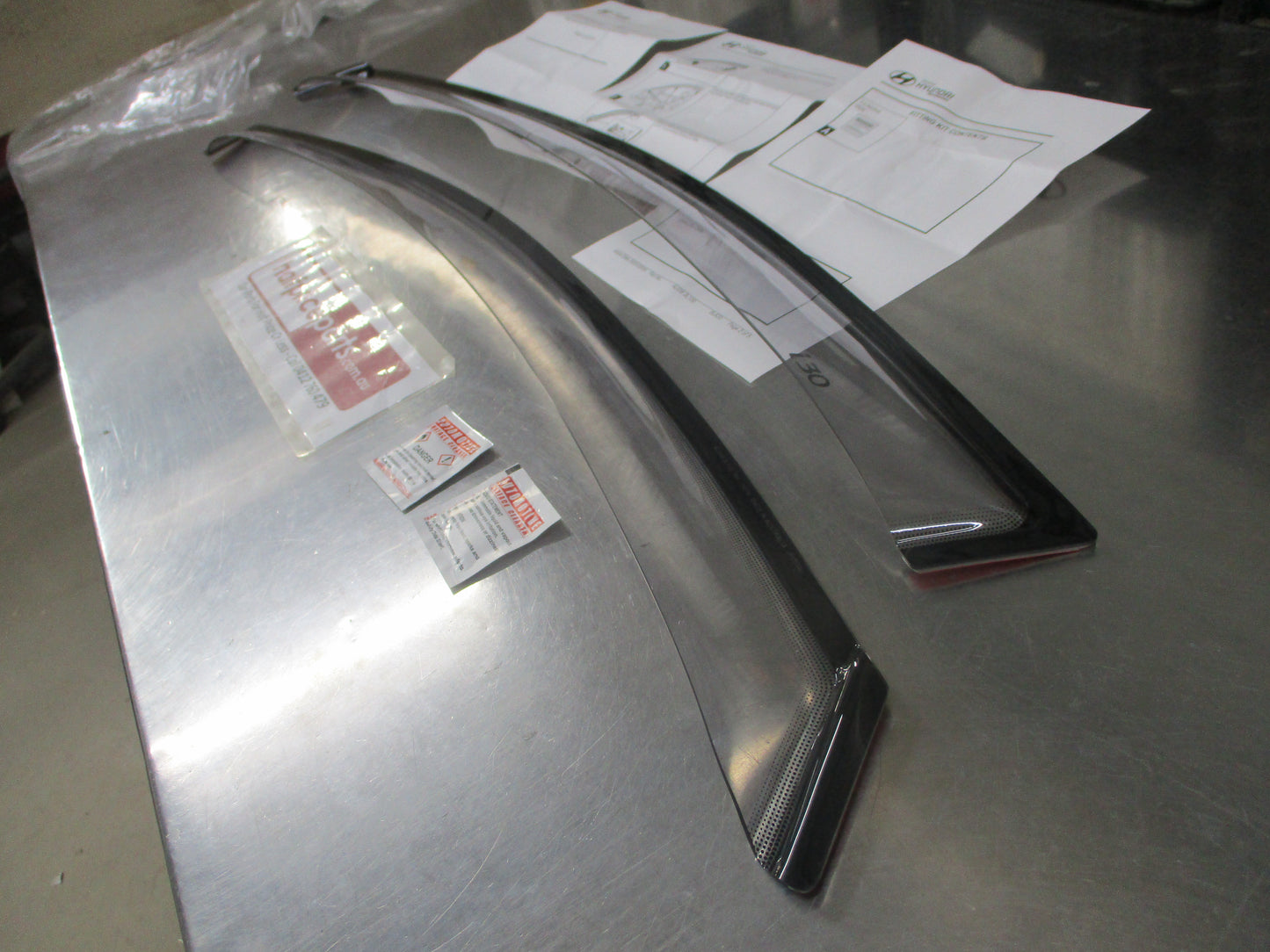 Hyundai i30 Wagon Genuine Front Pair Weathershields New Part