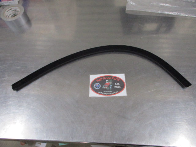 Hyundai Tucson Genuine Front Left Belt Weather Strip New Part
