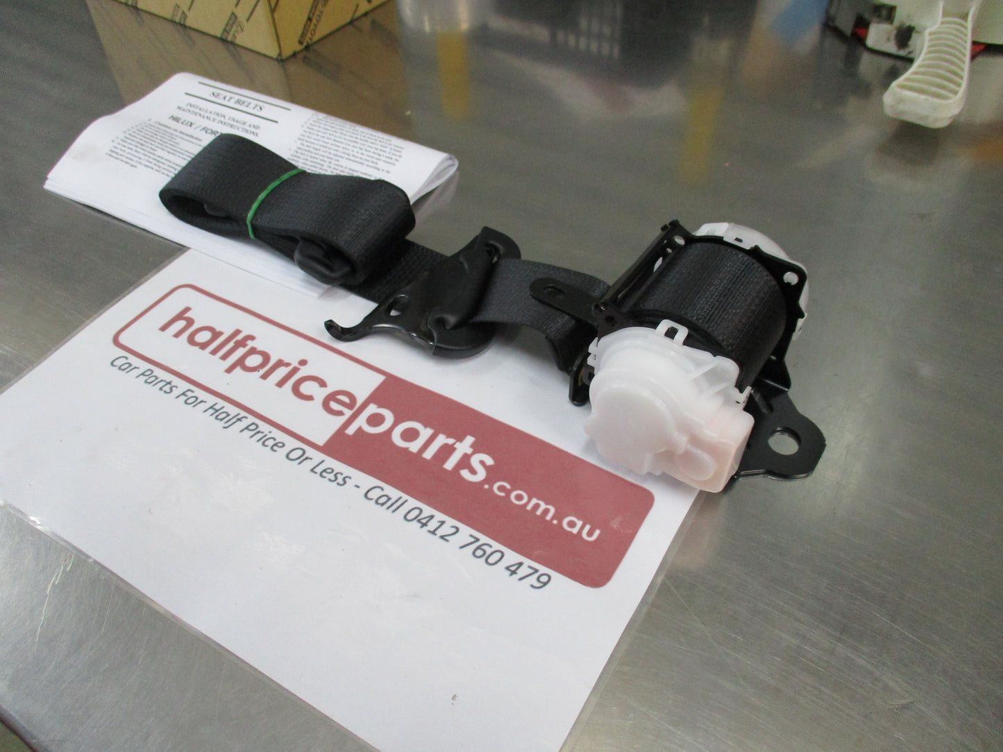 Toyota Hilux/Fortuner Genuine Rear 3 Point Middle Seat Belt New Part