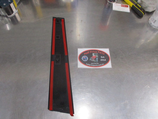 Hyundai Santa Fe Genuine Left Hand Front Door Applique New Part