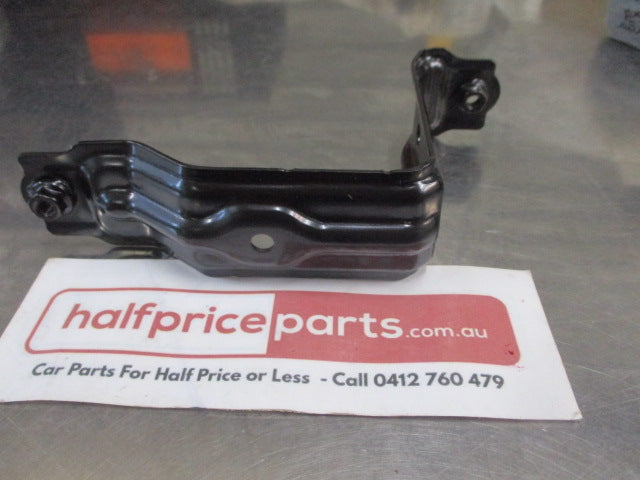 Ford PX Ranger Genuine Front Right Hand Guard Bracket New Part