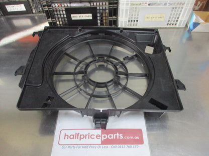 Hyundai  Accent/Veloster Genuine Radiator Shroud With Reservoir New Part