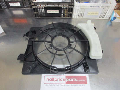 Hyundai  Accent/Veloster Genuine Radiator Shroud With Reservoir New Part