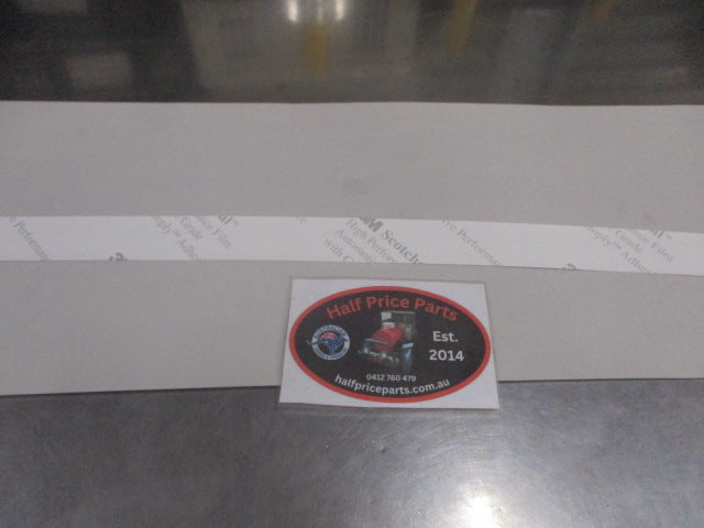 Suzuki Grand Vitara Genuine Left Hand Upper Left Black Out Tape New Part