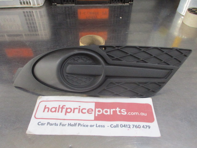 Ford Focus Genuine Right Hand Front Fog Light Bezel New Part