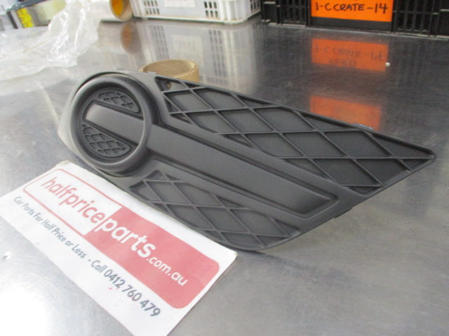 Ford Focus Genuine Right Hand Front Fog Light Bezel New Part