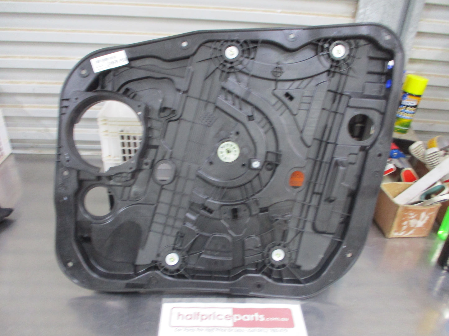 Kia Sorento Genuine Right Hand Front Power Window Regulator (Drivers)  New Part
