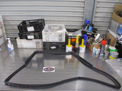 Hyundai Kona Genuine Left Hand Rear Body Weather Strip New Part