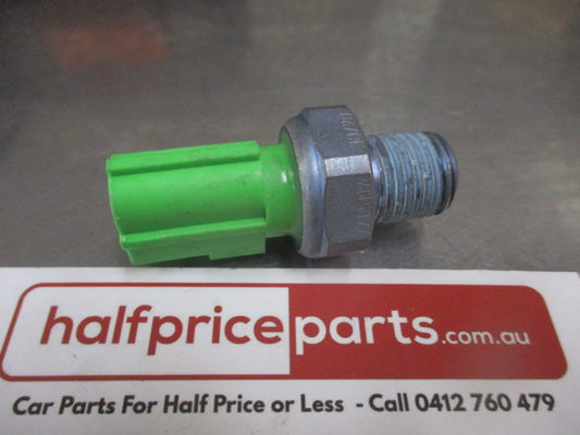 Ford Focus/Fiesta/Volvo C30/S80  Genuine Oil Pressure Sensor Switch New Part