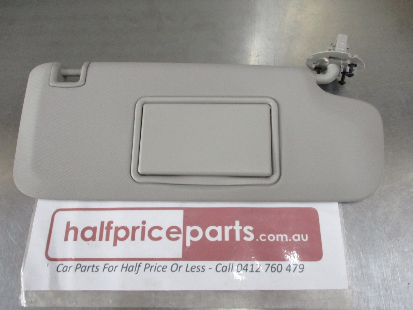 Holden Cruze Genuine Drivers Sun Visor With Mirror New Part