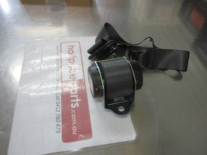 Holden Trailblazer Genuine 2nd Row Left Hand Side Retractorable Seat Belt New Part
