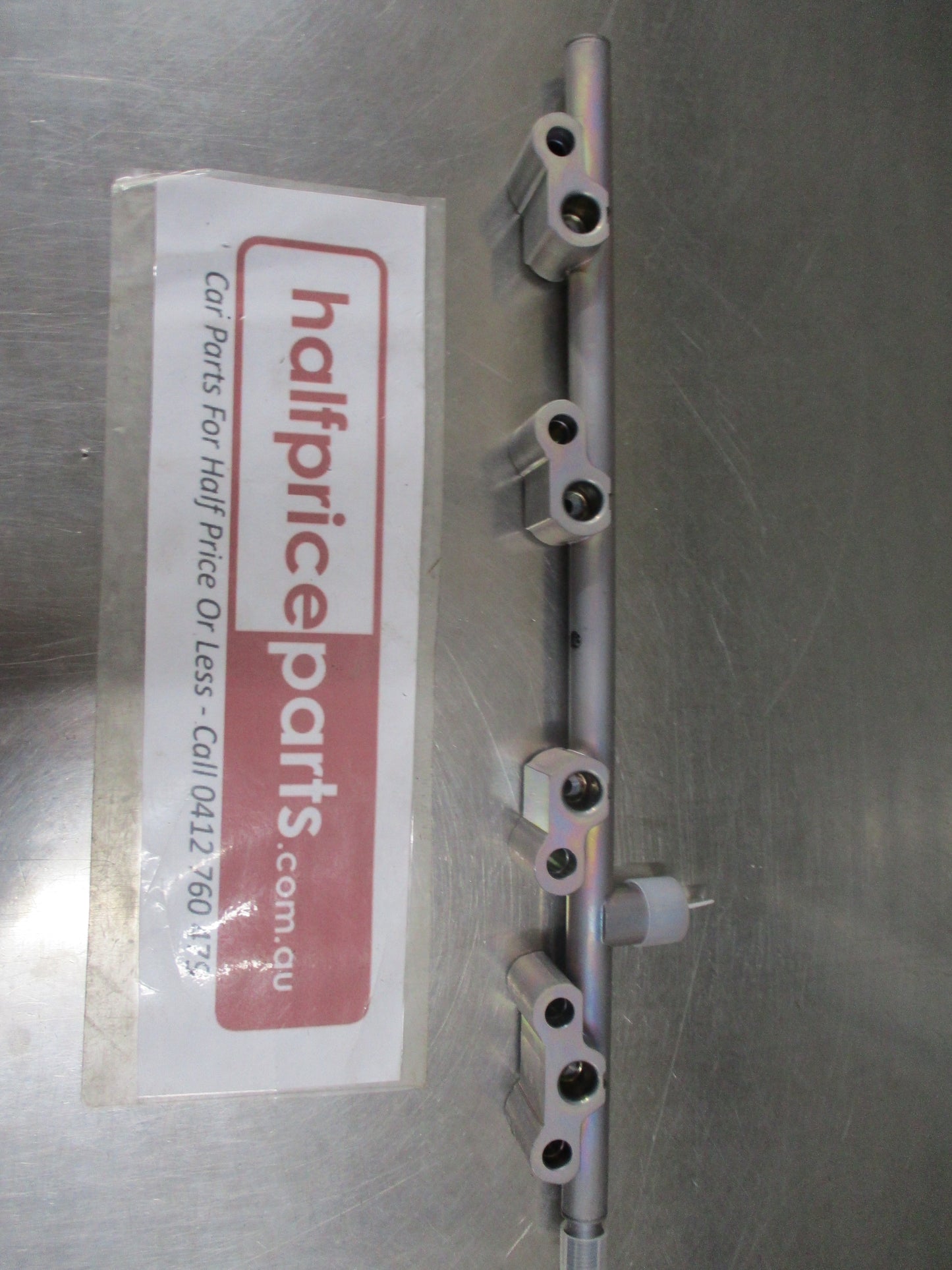 Nissan Rogue/Juke Genuine Fuel Rail New Part