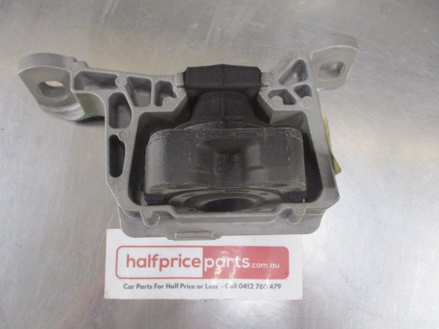 Ford Focus/Volvo C30/S40/V50 Genuine Right Hand Front Engine Support M ...