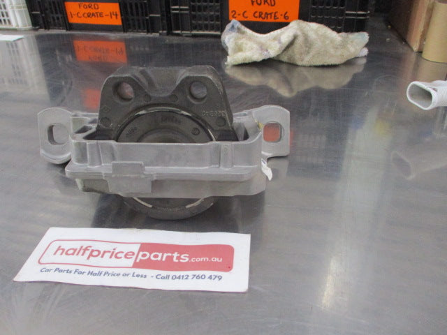 Ford Focus/Volvo C30/S40/V50 Genuine Right Hand Front Engine Support Mount New Part