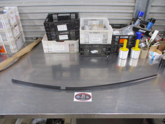 Mitsubishi Outlander Genuine Right Hand Rear Drip Moulding New Part